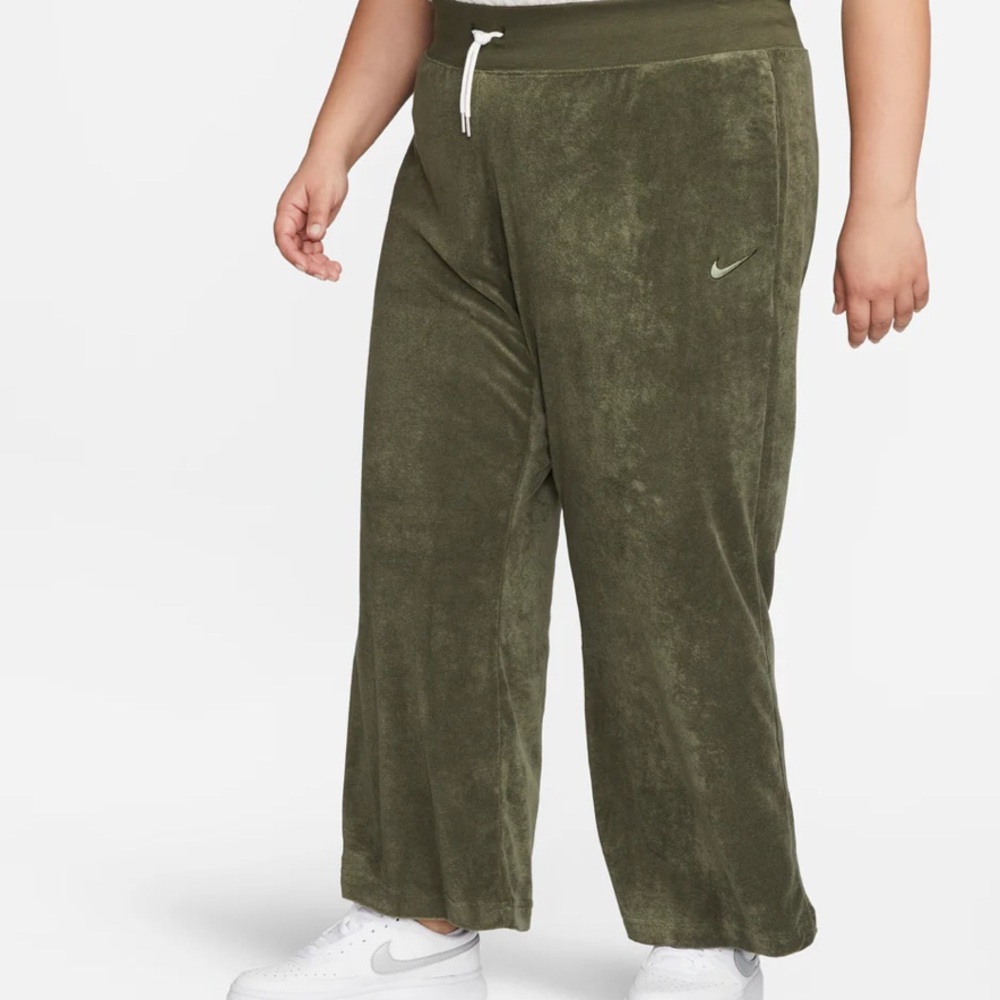 NIKE WOMEN'S SPORTSWEAR HIGH-WAISTED WIDE-LEG TERRY PANTS‎ 1X OLIVE GREEN - Picture 2 of 11